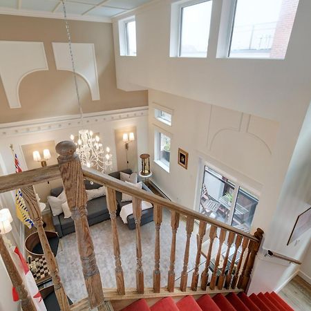 Victoria'S Parliamentary Suite With Private Rooftop Patio & Harbour View 외부 사진