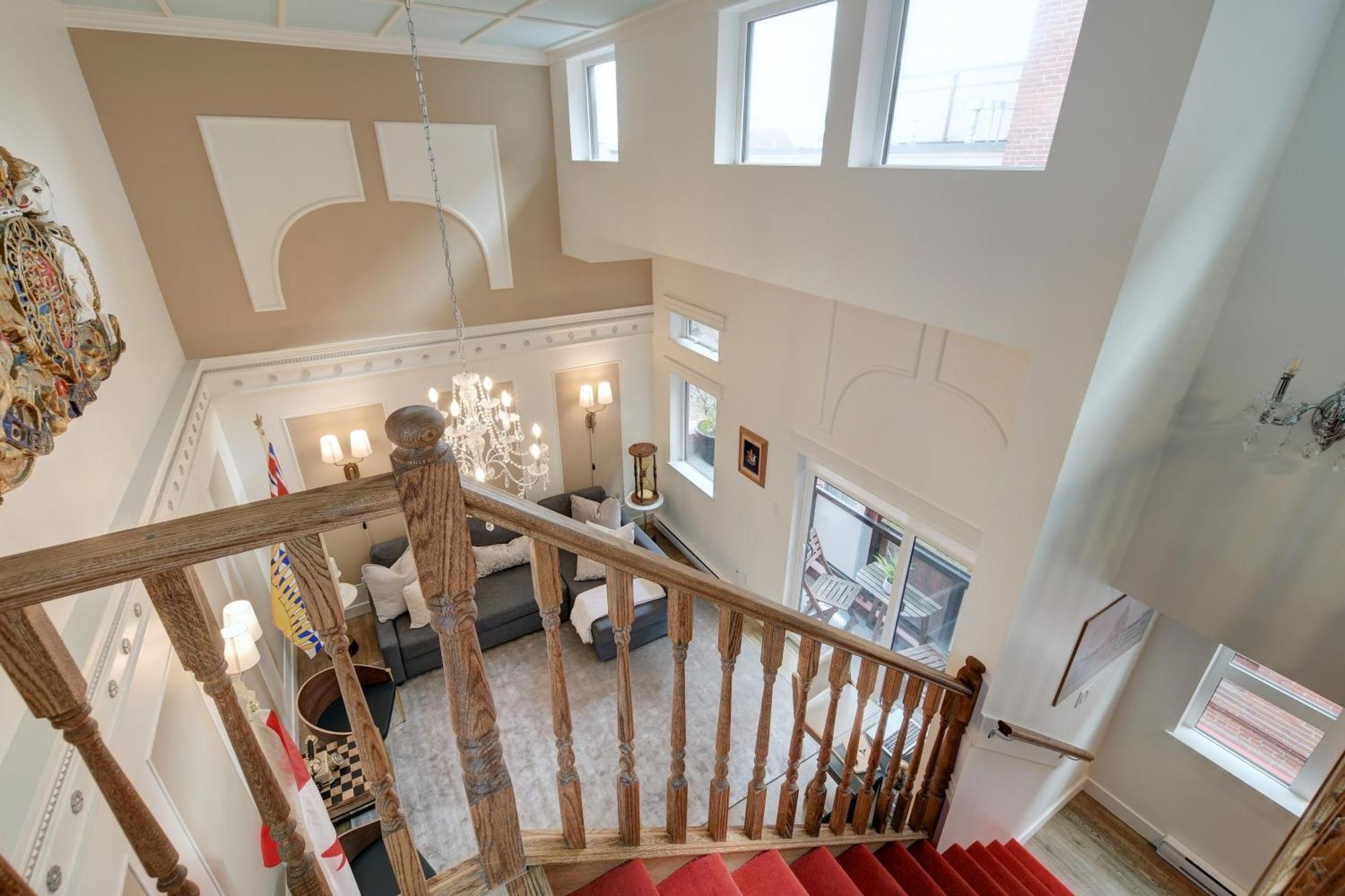 Victoria'S Parliamentary Suite With Private Rooftop Patio & Harbour View 외부 사진